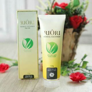 Sữa rửa mặt thảo dược Riori- Herbal Cleanser