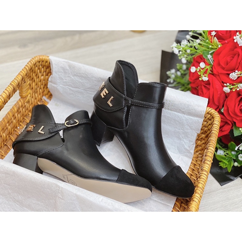 Bốt boot channel cổ thấp gót trụ khoá chữ sau fullbox