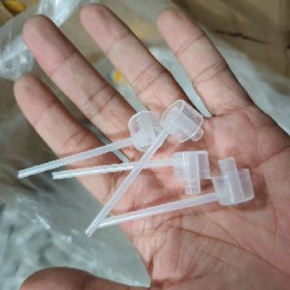Vòi chiết nước hoa dùng để chiết nước hoa