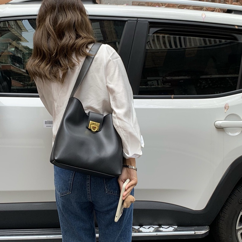 Túi Đeo Chéo Vai Sức Chứa Lớn Thời Trang Thu Đông Gylb1390