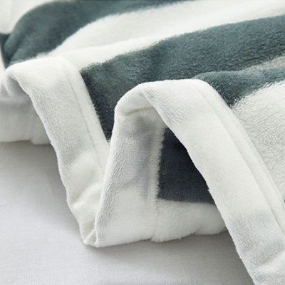 Chăn nhung, Chăn Muji Nhung Tuyết Cao Cấp, Siêu Nhẹ, Siêu Ấm - Hàng đẹp - Kích Thước 1m8x2m, Không rụng lông, mềm mại