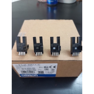 Cảm biến omron ee-sx672