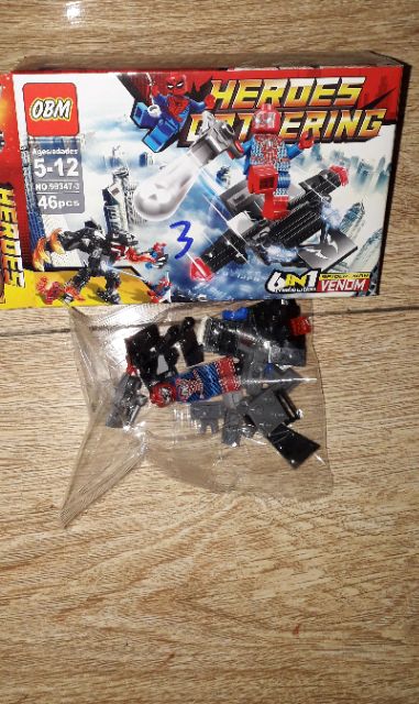 là Lắp ráp 1 hộp LegoHeroes 99347 có nhiều chi tiết bằng nhựa ABS