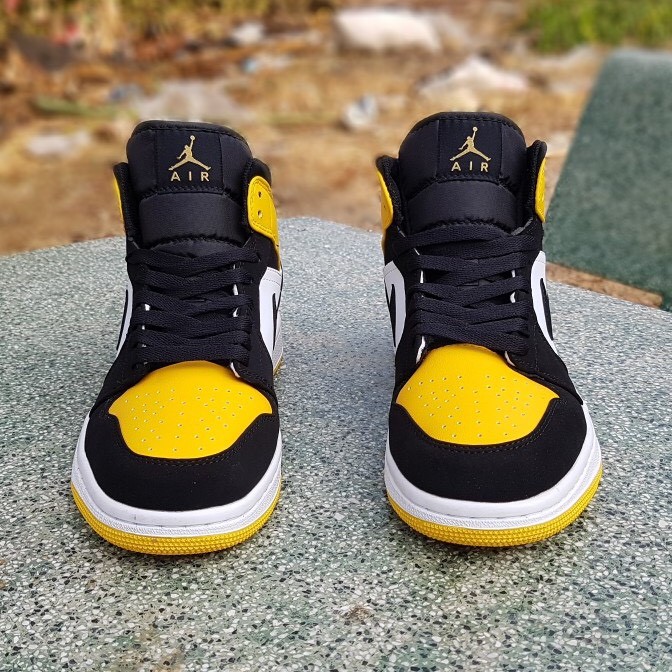 Giày Nike Air Jordan 1 Mid Yellow Toe Black  852542-071 Men