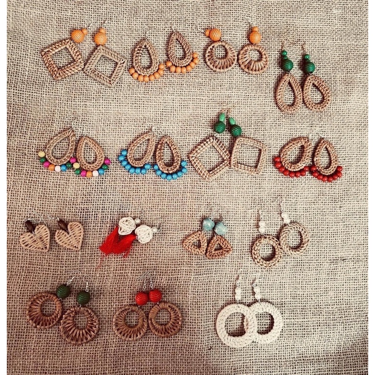 Bông tai GÀ VINTAGE chất liệu cói mộc mạc