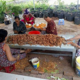 TINH BỘT NGHỆ NHÀ LÀM