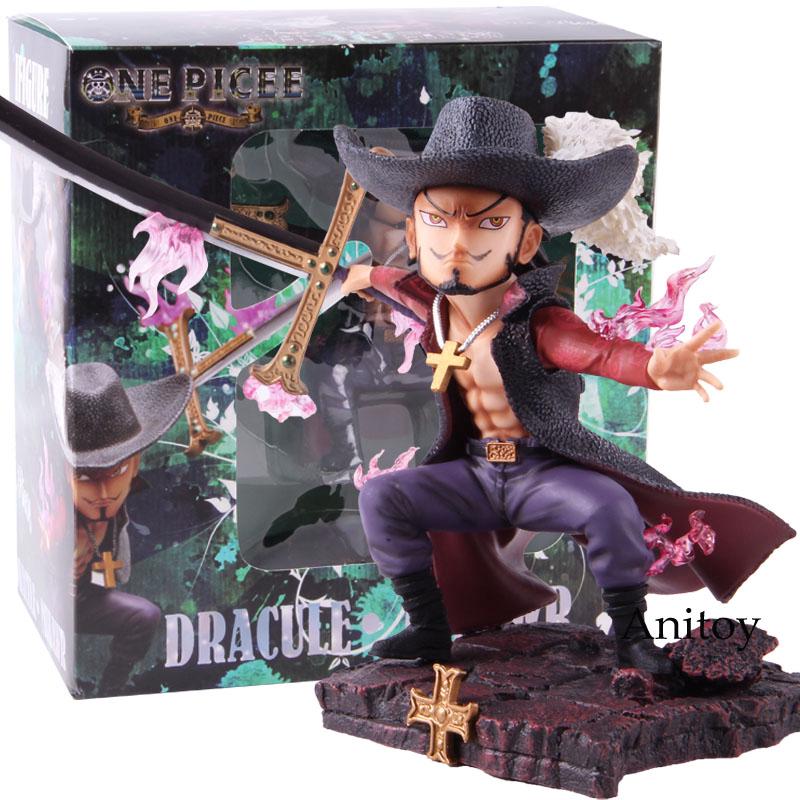 Mô hình đồ chơi nhân vật dracule mihawk trong phim hoạt hình One Piece