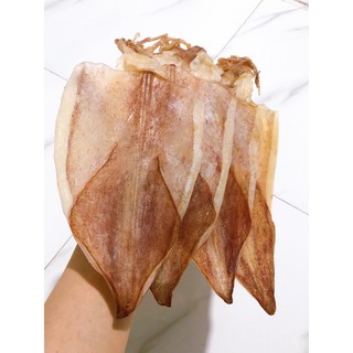 2 con mực khô Cà Mau size to như hình