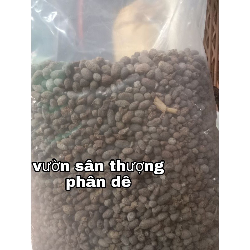 Phân Dê Hữu Cơ Nhà Làm (1kg) Đã Phơi Khô, Bón Cho Lan, Dâu, Hoa Hồng, Rau Củ Quả