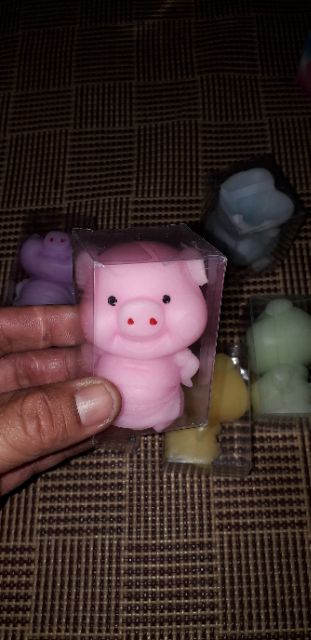 Một mô hình Silicon Mochi mềm dẻo chú Heo rất đẹp