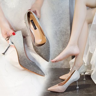 Giày đế xuồng màu đỏ co giãn nữ 2018 mùa đông mới thời trang hoang dã Giày cao gót mũi nhọn dày với bốt
