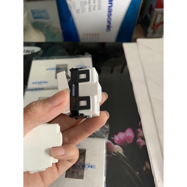 HẠT CÔNG TẮC TO PANASONIC