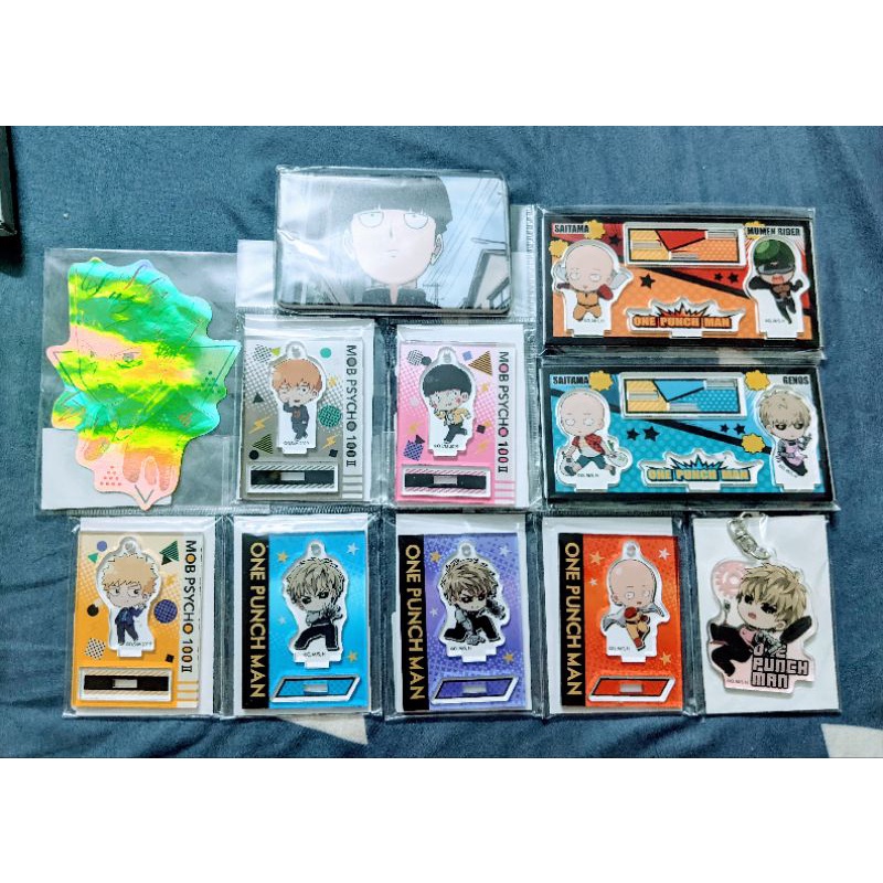 Huy hiệu / Standee Mob Psycho 100 hàng real