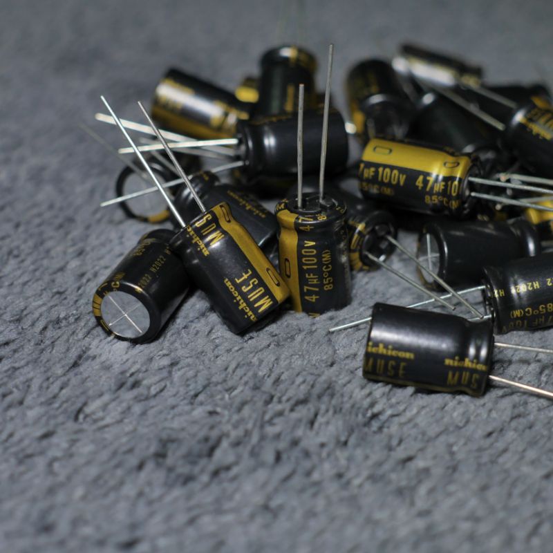 1 x Tụ điện Nichicon KZ Muse 47uF 100V