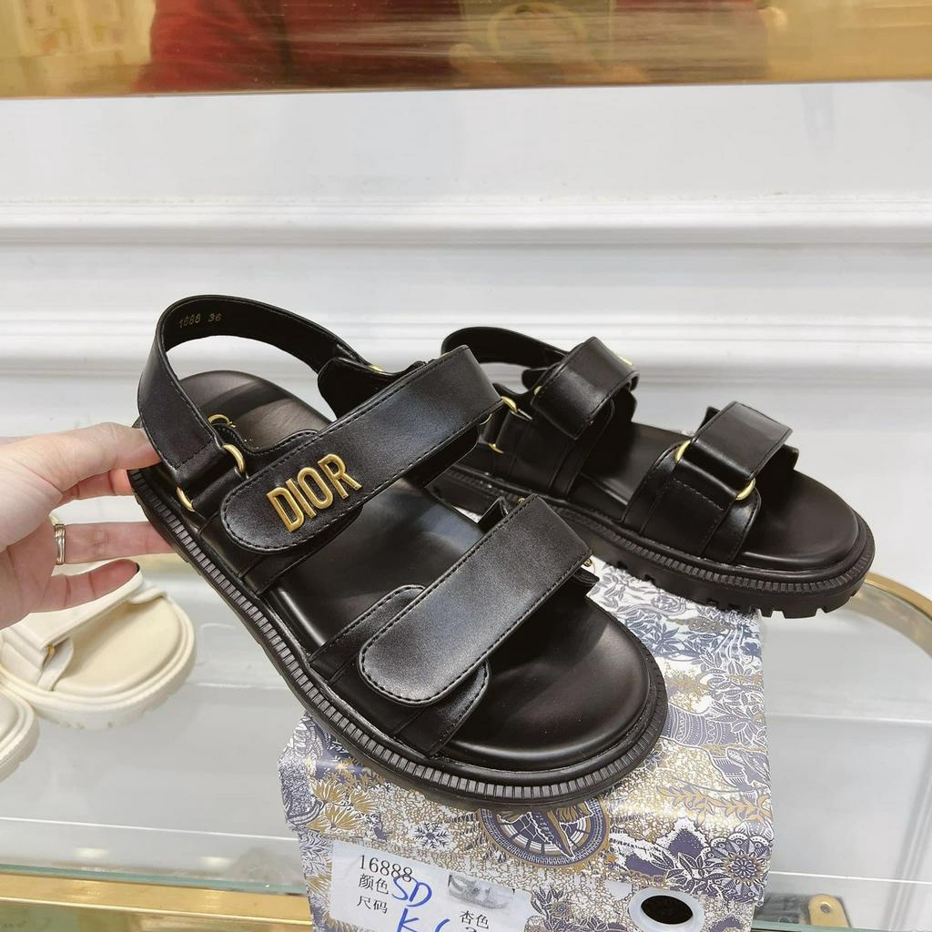 Sandal nữ, dép quai hậu nữ đi học, đi chơi thời trang DS04, đế cao su chống trơn truợt-Xăng đan dior hottrend