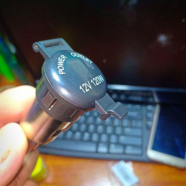 Tẩu sạc 12V chuyên dụng cho xe hơi xe tải