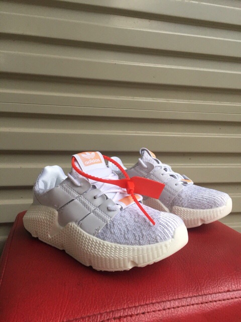 Giày prophere trắng cam 36->44
