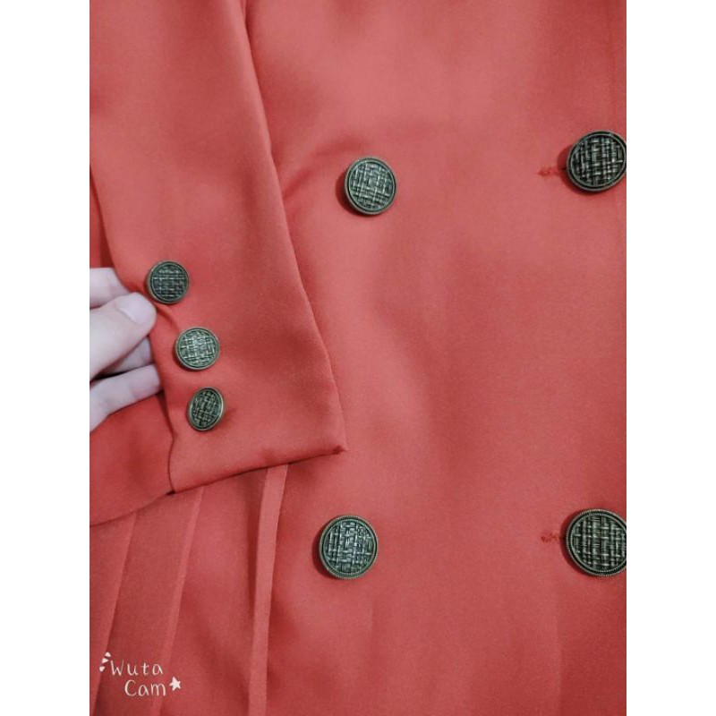 Váy sơ mi xếp ly