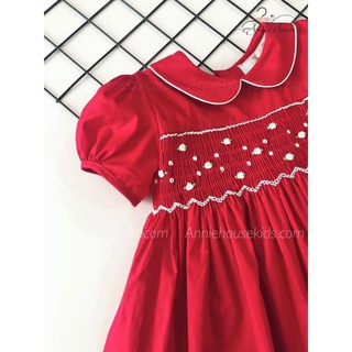 Đầm đỏ cổ sen smocking hoa