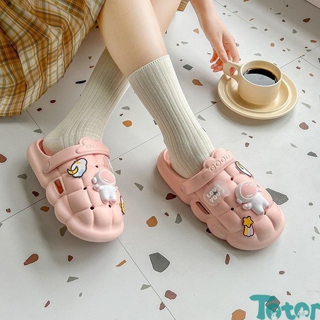 Dép sục Good Phi Hành Gia