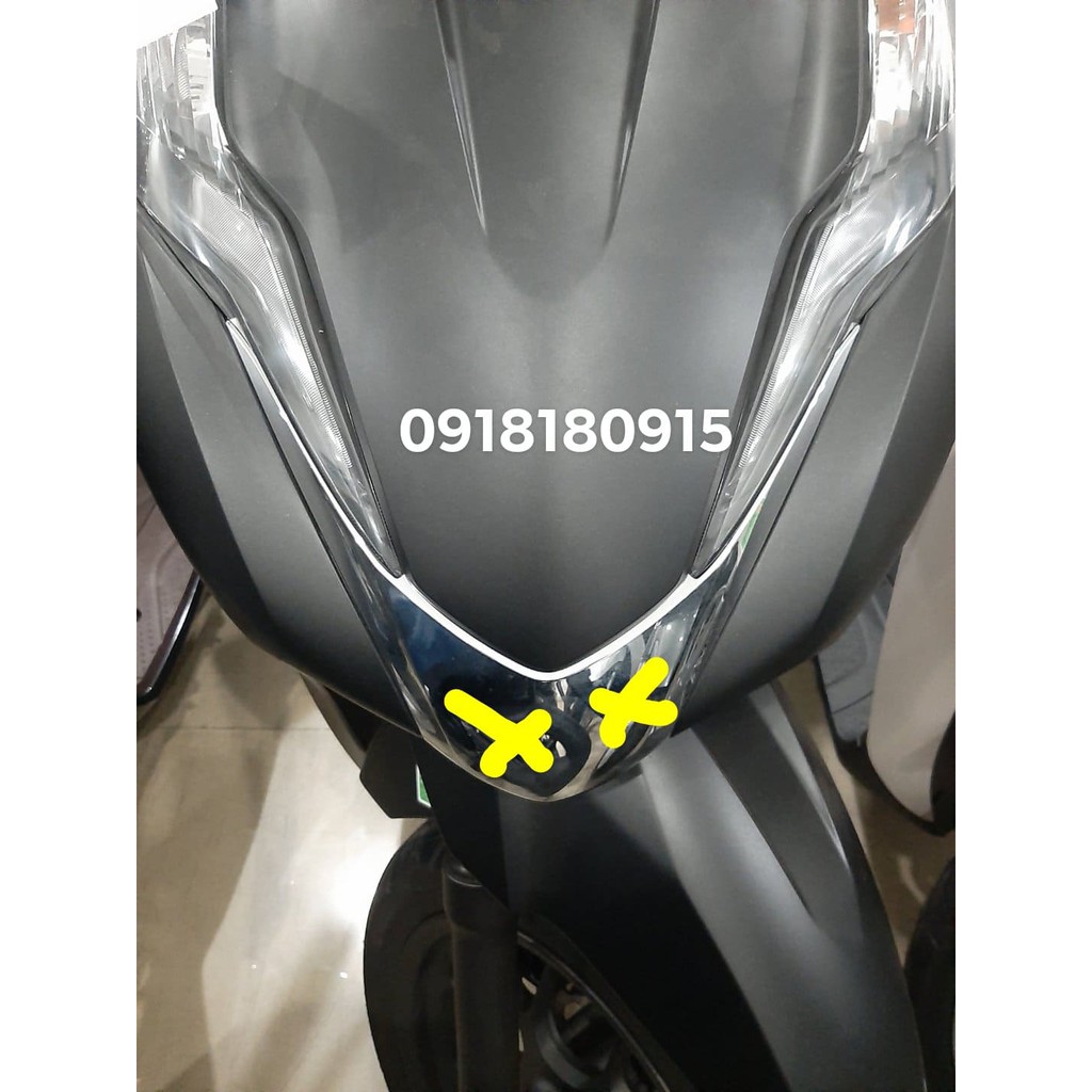 Tấm đệm ốp nhựa trước chữ v mặt nạ lead 125 2017-2021 honda