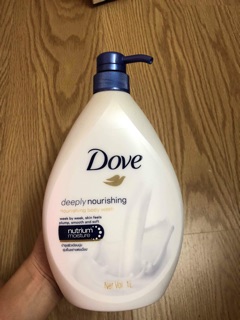 Sữa tắm dove thái
