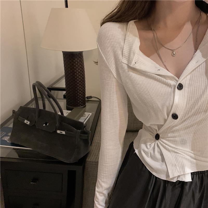 Áo len dài tay vạt chéo phối nút thời trang mùa xuân mới 2021 dành cho nữ