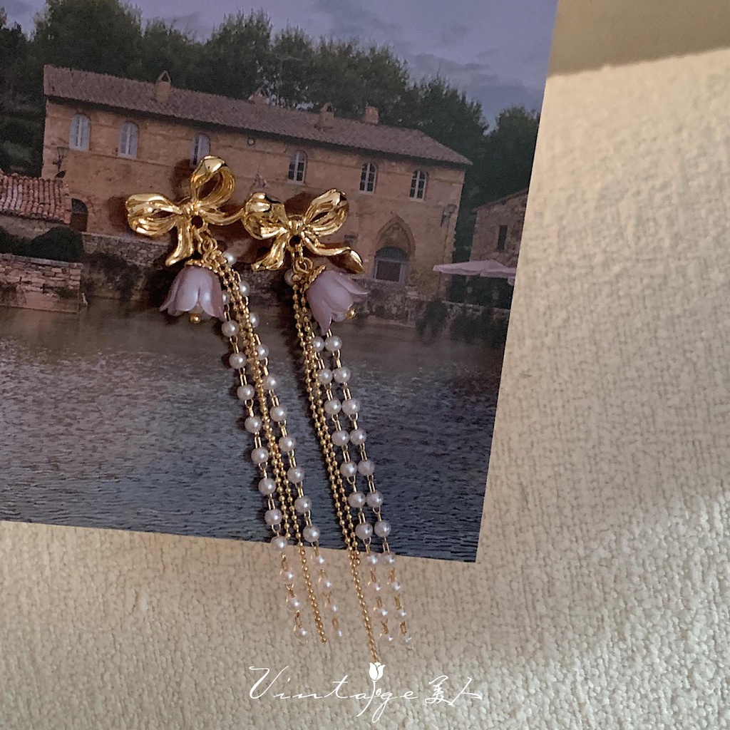 Bông Tai Hoa Lily Đính Ngọc Trai Nhân Tạo Phong Cách Pháp Lãng Mạn Thời Trang Mới 2022