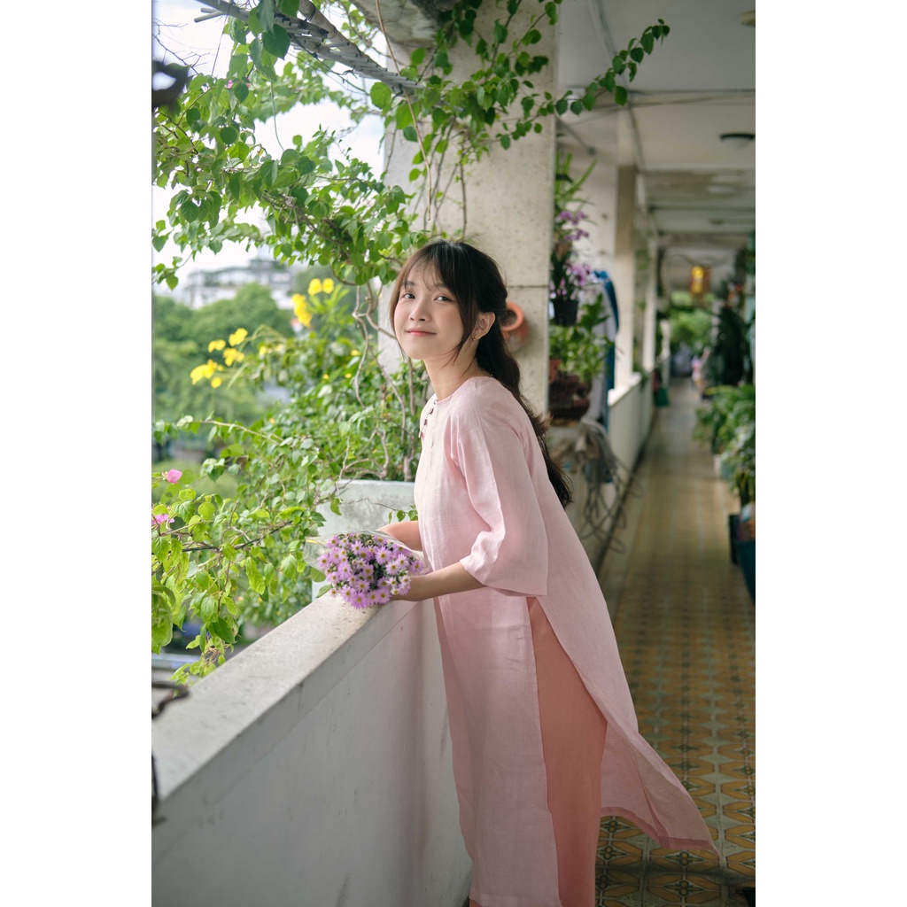 Áo Dài Linen Tưng Không Cổ Dáng Suông