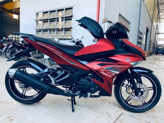 Thùng giữa kiểu mô tô exciter 150