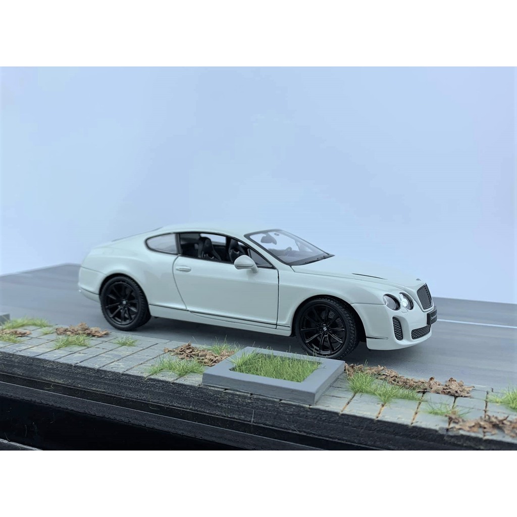 Xe mô hình Bentley Continental Supersport tỉ lệ 1:24 Welly