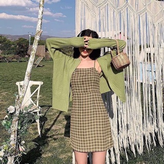 Áo khoác cardigan len mỏng dáng ngắn