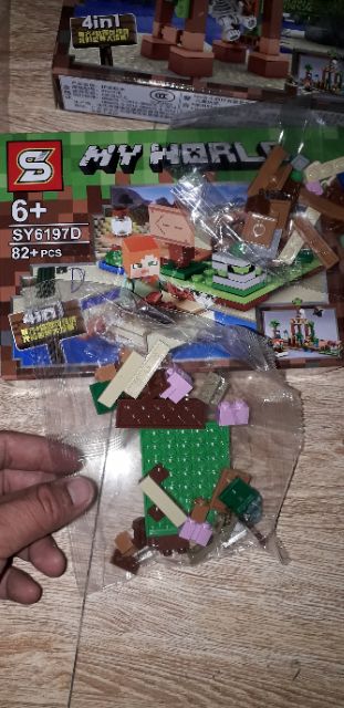 Lắp ráp 1 hộp LegoMyWord 6197 có nhiều chi tiết bằng nhựa rất đẹp