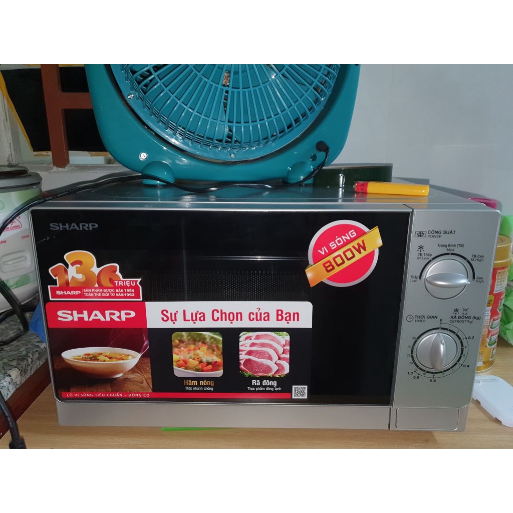 [Mã ELHAMS5 giảm 6% đơn 300K] R202VN - Lò vi sóng Sharp 20 lít R-202VN-S