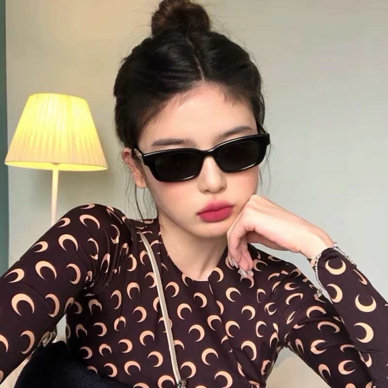 Kính Mát Gọng Vuông Nhỏ Thời Trang