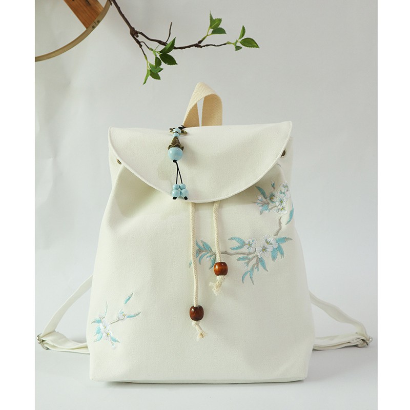 Balo vải thêu phong cách cổ điển