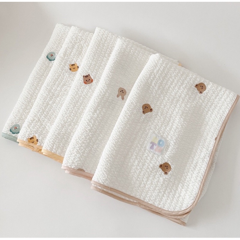 CHĂN GỢN SÓNG SỢI TRE DOTTODOT - MADE IN KOREA