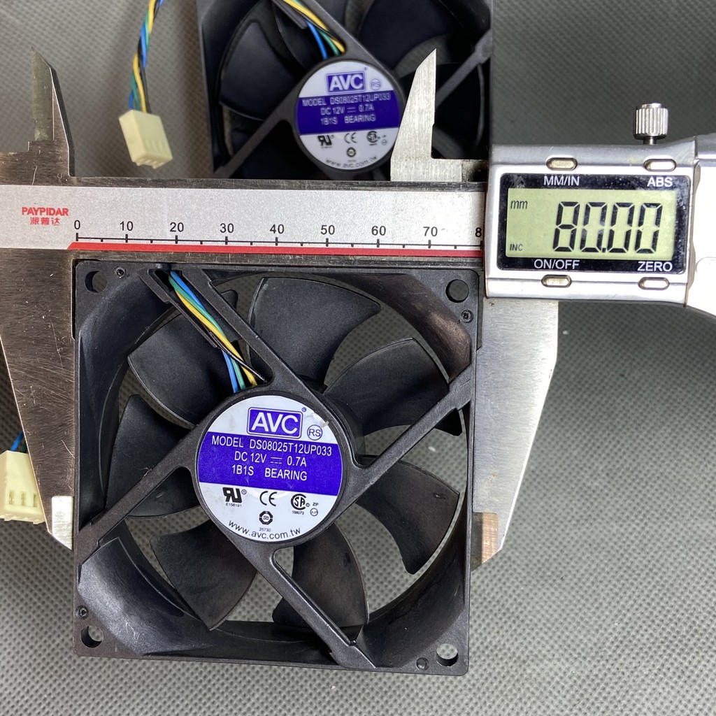 QUẠT 8 cm. AVC 12V 0.7A. GIÓ MẠNH. DS08025T12UP033 / DS08025R12UP051