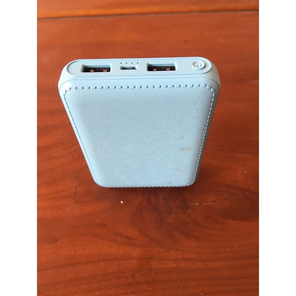 Cục sạc dự phòng điện thoại và ipad