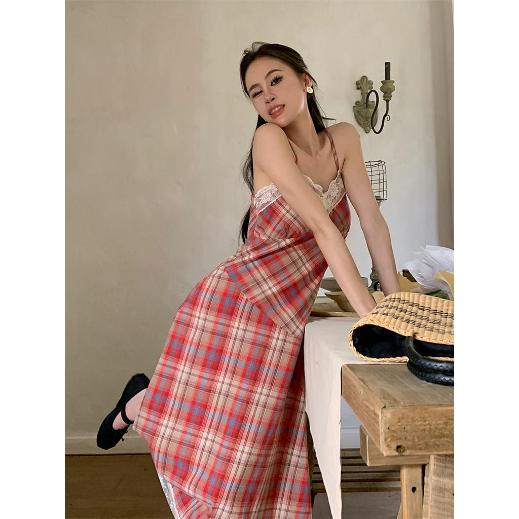Đầm Dài Hai Dây Phối Ren Họa Tiết Sọc Caro Thời Trang Mùa Hè Cho Nữ