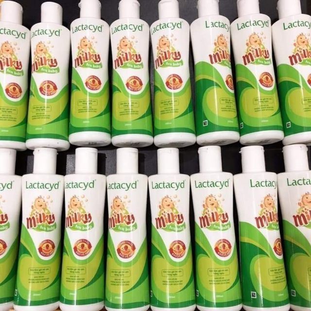 Sữa tắm gội Lactacyd milky