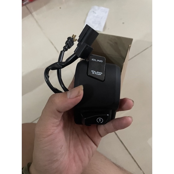 Cùm phải vario