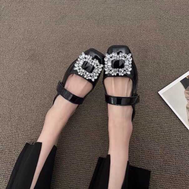 ]sục khuy đá trắng fom nhỏ