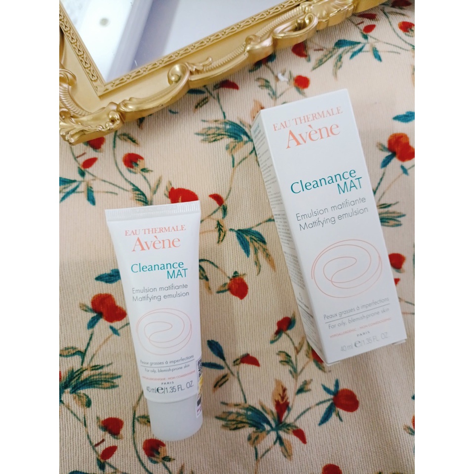 KEM DƯỠNG KIỀM DẦU AVÈNE CLEANANCE MAT EMULSION 40ML