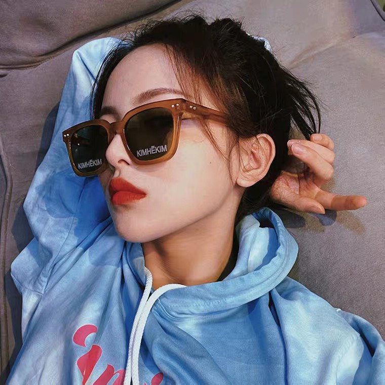 Kính KIMHEKIN thời trang, IN CHỮ hot trên TikTok có LOGO mã Y808