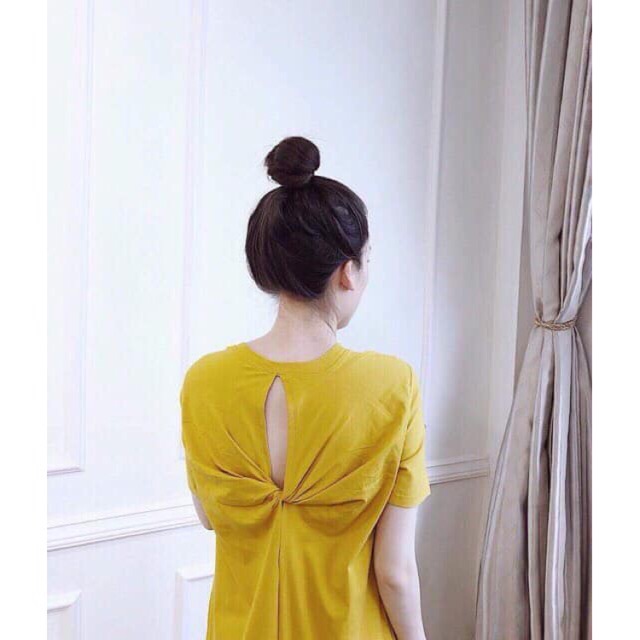 VÁY XUÔNG CỔ V XOẮN