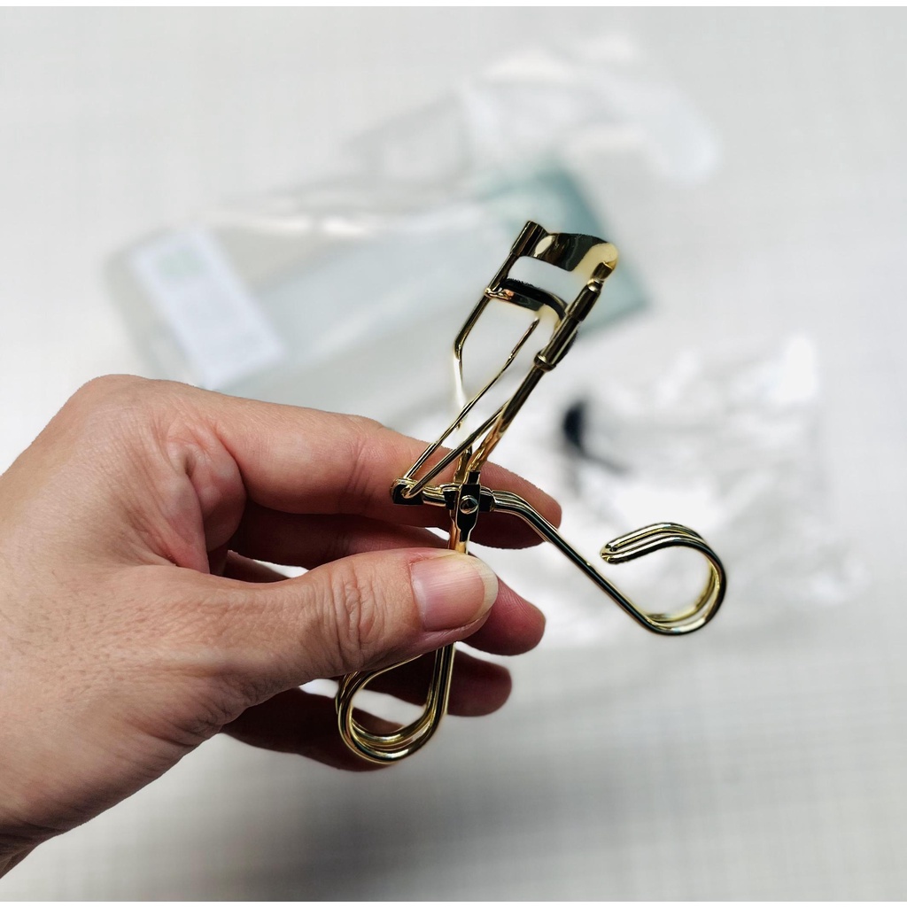 Kẹp bấm mi Premium Eyelash Curler The Face Shop