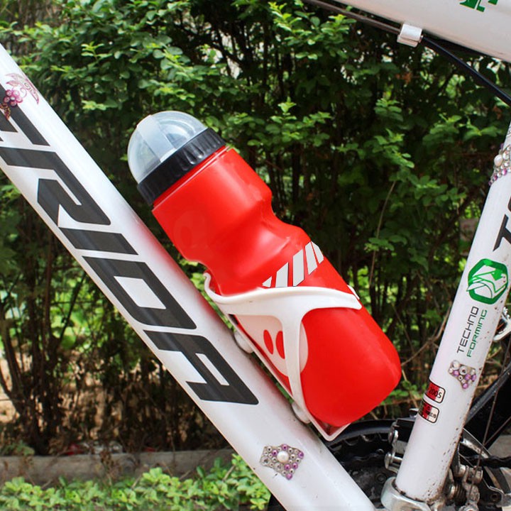 Bình Đựng Nước 750ml Gắn Xe Đạp Kiểu Dáng Thể Thao giá ổn