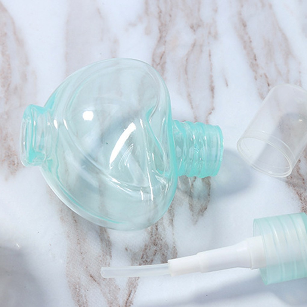 [Hàng mới về] Hộp chiết mỹ phẩm bằng nhựa thiết kế hình trái tim dung tích 30ml với đầu xịt tiện dụng