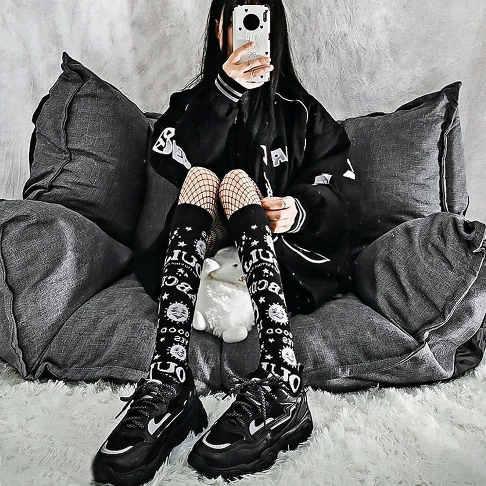 Vớ Dài Họa Tiết Trăng Sao Phong Cách Punk Hàn Quốc Cho Nữ
